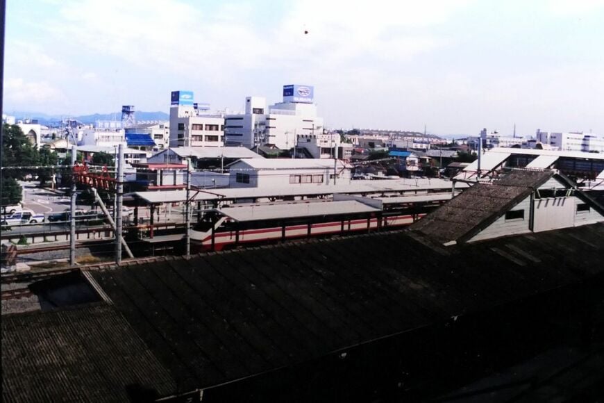 東武鉄道　高架化工事中の太田駅