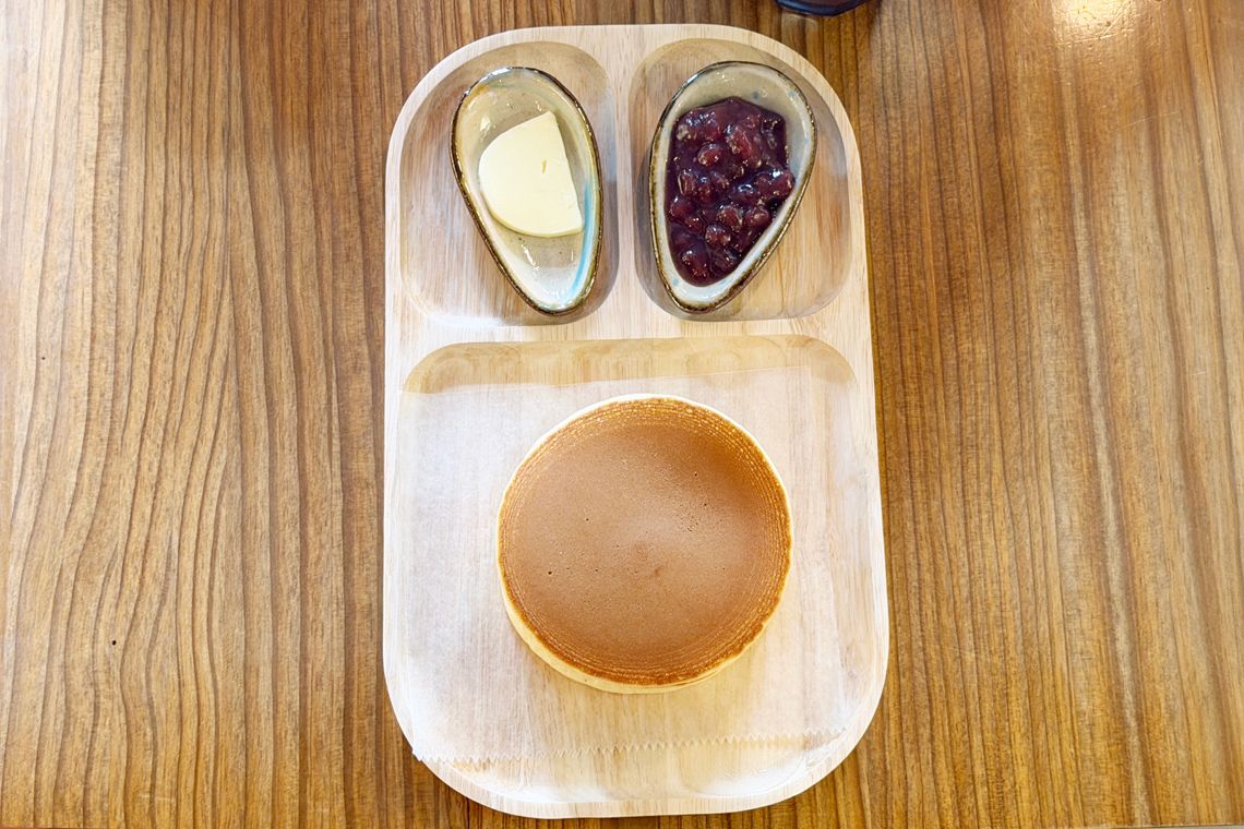 毎朝9時までに行列に並ぶと食べられる⋯うさぎやカフェ｢うさパンケーキ