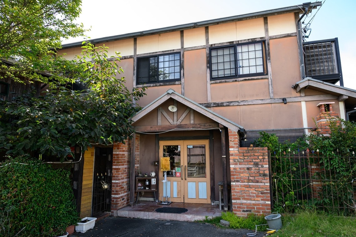 「木木の釜座」外観。離れの個室も完備している（筆者撮影）