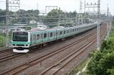 取手発の上り上野行き快速列車。直流電化区間しか走らず車両も直流電車のE231系を使用している（筆者撮影）
