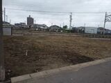 建物取壊し後の更地