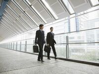 職種別・外資金融マンの恋愛メカニズム 割高な奥さんを空売り？