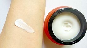 花王が長年磨いた｢第二の皮膚｣技術､5万円超の専用機器で吹き付ける→1.4万円の｢塗るだけ｣クリームへ転換した理由