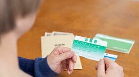 8月から｢高額療養費制度｣が改定…医療費の上限引き上げで負担増？ ｢年間上限｣が新設されても本当に損しない？