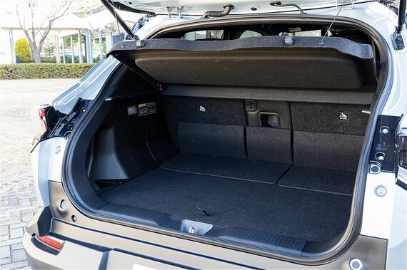 eビターラのラゲージスペース