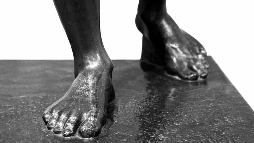 「解剖学」と「美術解剖学」の違いとは……？（写真：Gilmanshin／PIXTA）この記事の画像を見る(◯枚)