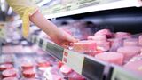 年明けから毎月のように、食品の値上げの話題はつきません（写真：AK／PIXTA）