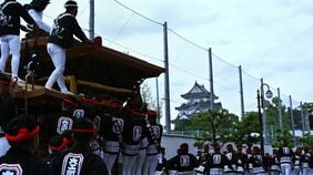 ｢下敷きになって即死｣｢現場は血まみれに｣…2名が死亡《大阪･だんじり祭り》が人命軽視と批判されても"続く理由"