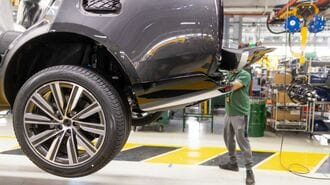 サイバー攻撃受けた英自動車ジャガー、赤字転落