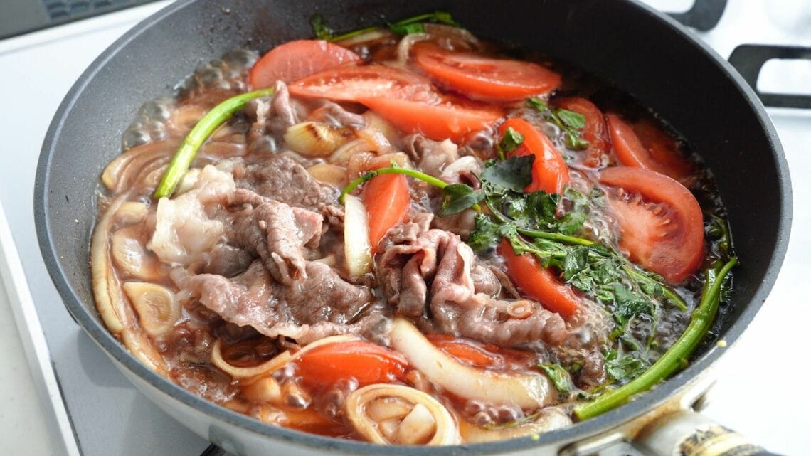 トマトすき焼き