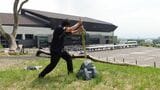 選ばれし勇者だけが引き抜ける剣。筆者は0.5秒で抜けた（筆者撮影） 