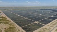 中国の太陽光パネル大手が｢軒並み赤字｣の泥沼