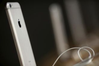 iPhoneロック解除の｢裏技｣は隠し切れない