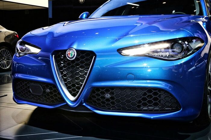 アルファ ロメオ ジュリア ヴェローチェ｜Alfa Romeo Giulia Veloce