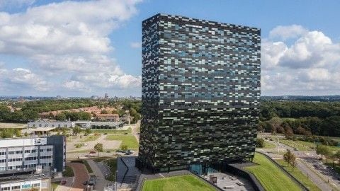 オランダのネクスペリア本社。同社を買収した聞泰科技にとってはオランダ政府の措置は大きな誤算だった（ネクスペリアのウェブサイトより）