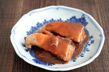 完成したブリの煮込み