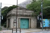 旧京成博物館動物園駅駅舎（筆者撮影）