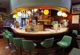 白泉堂の喫茶コーナー（筆者撮影）