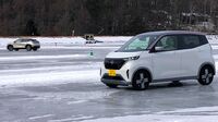 サクラにアリア…電動車に｢技術の日産｣は宿るか 氷上で見た｢電動パワートレイン｣巧みな制御