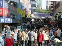 韓国で家族企業を阻む相続重税負担 不労所得上げると批判の的