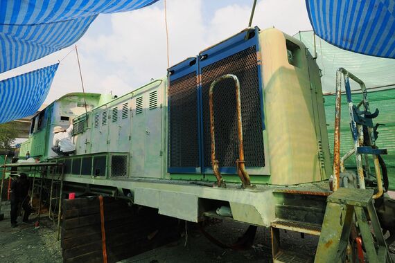 整備中のDD51 1143号機