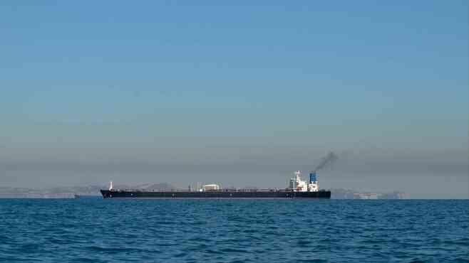 原油高はいつまで？ホルムズ封鎖で揺れる市場