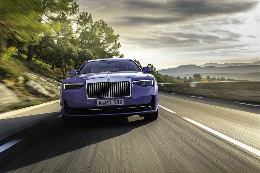 ロールス・ロイス「ゴースト・シリーズⅡ」のVANGUARD - Boracai Blue（写真：Rolls-Royce Motor Cars）