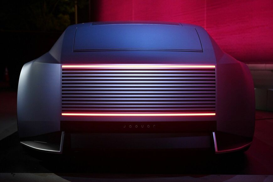 写真：Jaguar Cars