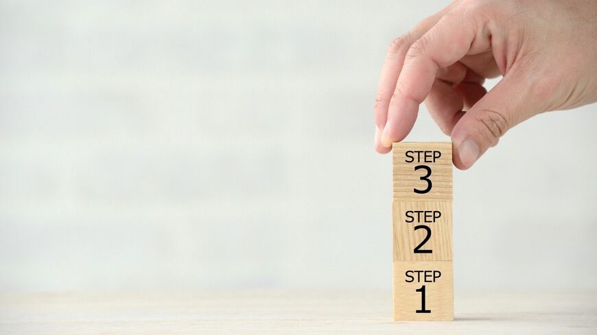 意外にも業績のブレが大きい任天堂。業績がブレる理由が決算書を読み解くと見えてきます（写真：タカス／PIXTA）