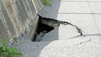老朽化で道路陥没…Z世代｢年収500万でもブルーカラーは嫌｣が引き起こす｢インフラ整備は後回し｣の実情 