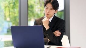 そりゃ成果物に差が出るわ…｢AIの資料は中身がスカスカと嘆く人｣と｢一発で80点の品質で返ってくる人｣の"決定的な違い"