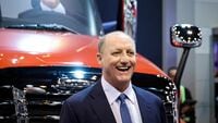 バークシャー･ハサウェイが2日間で168億ドル投資､グレッグ･アベル新CEOが選んだ投資先は？