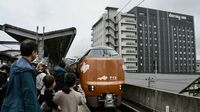 新型やくも､JR西が仕掛けたもう1つのサプライズ 沿線の駅に新たなラウンジ､デザインの秘密