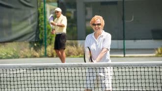 ｢テニスをしている人｣が長生きしやすい理由