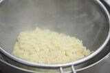 「サッポロ一番」の麺は「みそ」と「塩」で仕様が違うんですって（写真：吉澤健太）