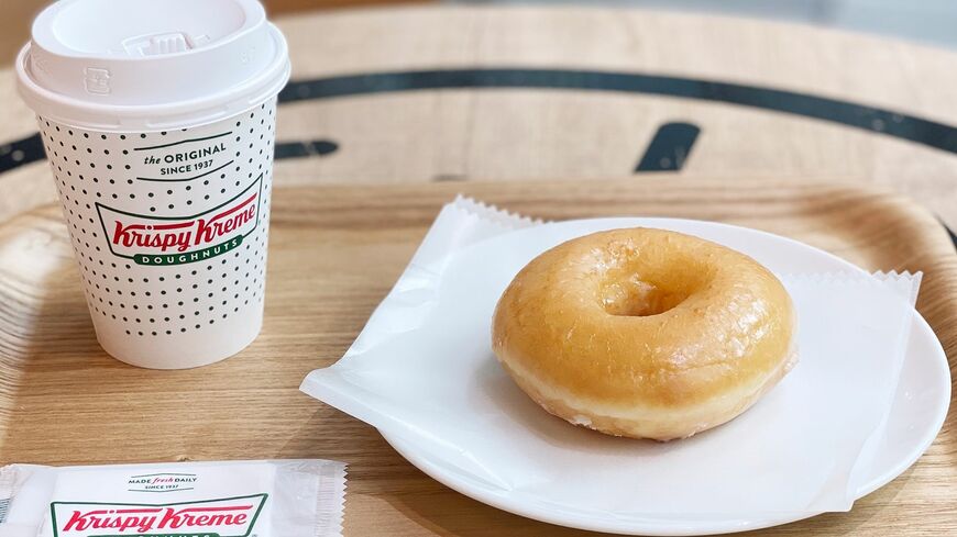 クリスピー・クリーム・ドーナツのモーニングは、ドリンク1杯でドーナツ1個無料（筆者撮影）