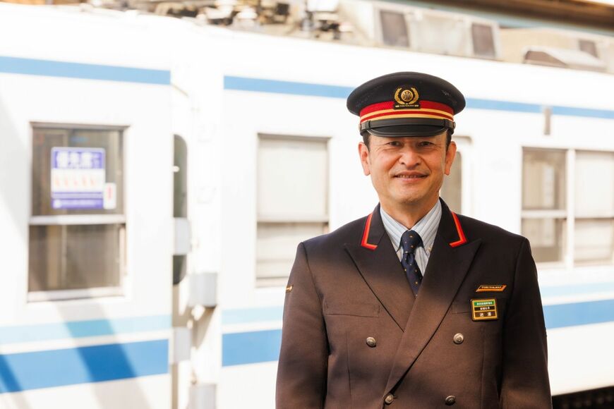 東武鉄道　新鎌ケ谷駅長