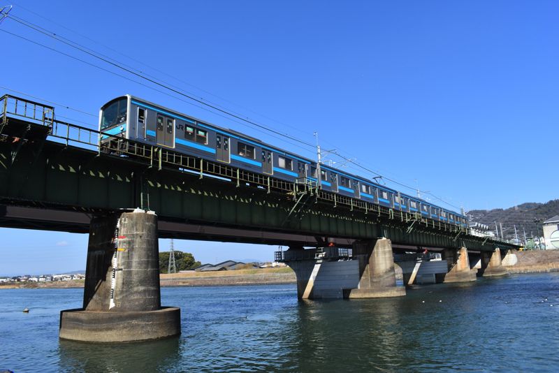 宇治川橋梁（筆者撮影）