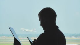 中国も若年層のSNS利用制限へ､仮想パートナーなど禁止し依存症防止　一律禁止ではなく個別サービスがターゲット
