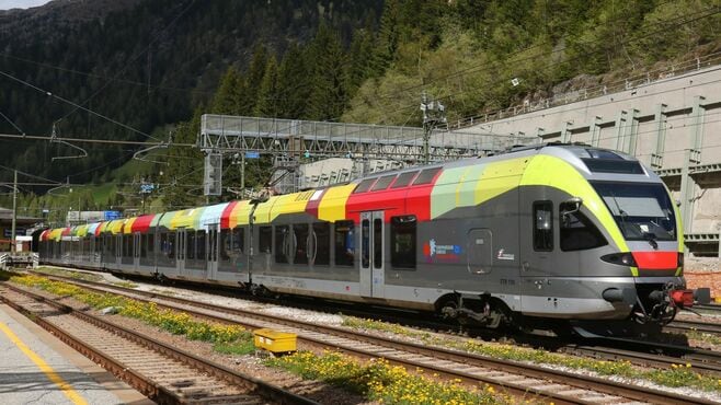 日本では少数派｢連接車｣欧州鉄道でなぜ大活躍？