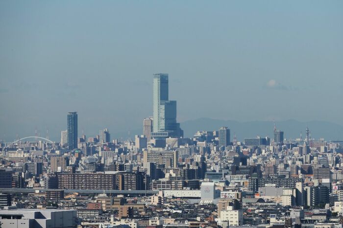 日中のあべのハルカス