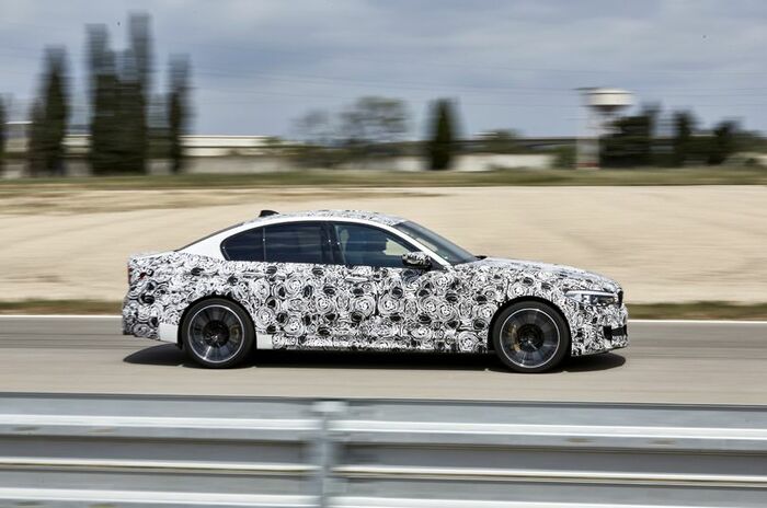 ビー・エム・ダブリュー M5 プロトタイプ｜BMW M5 Prototype