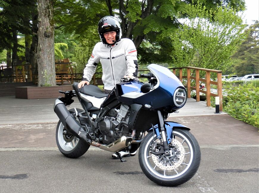 ホンダ「HAWK11」
