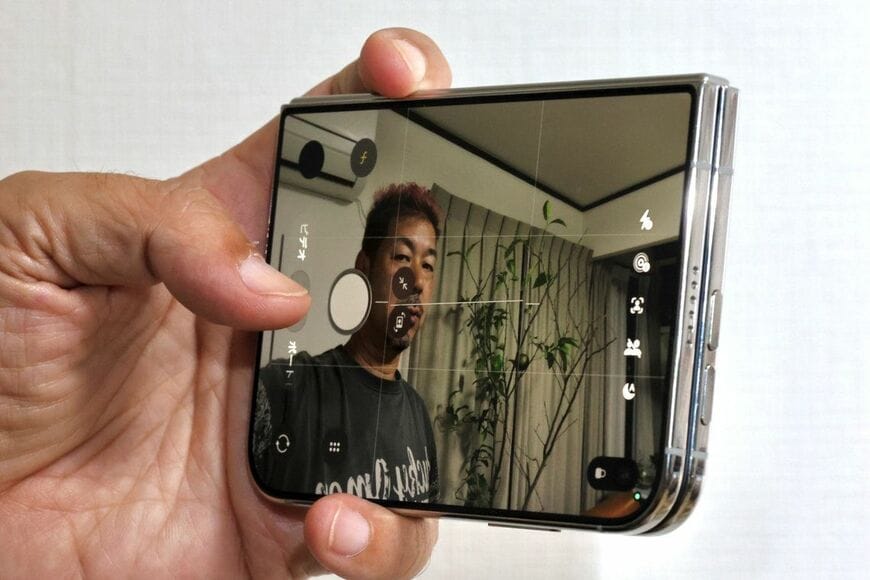 iPhone Duoの自撮り