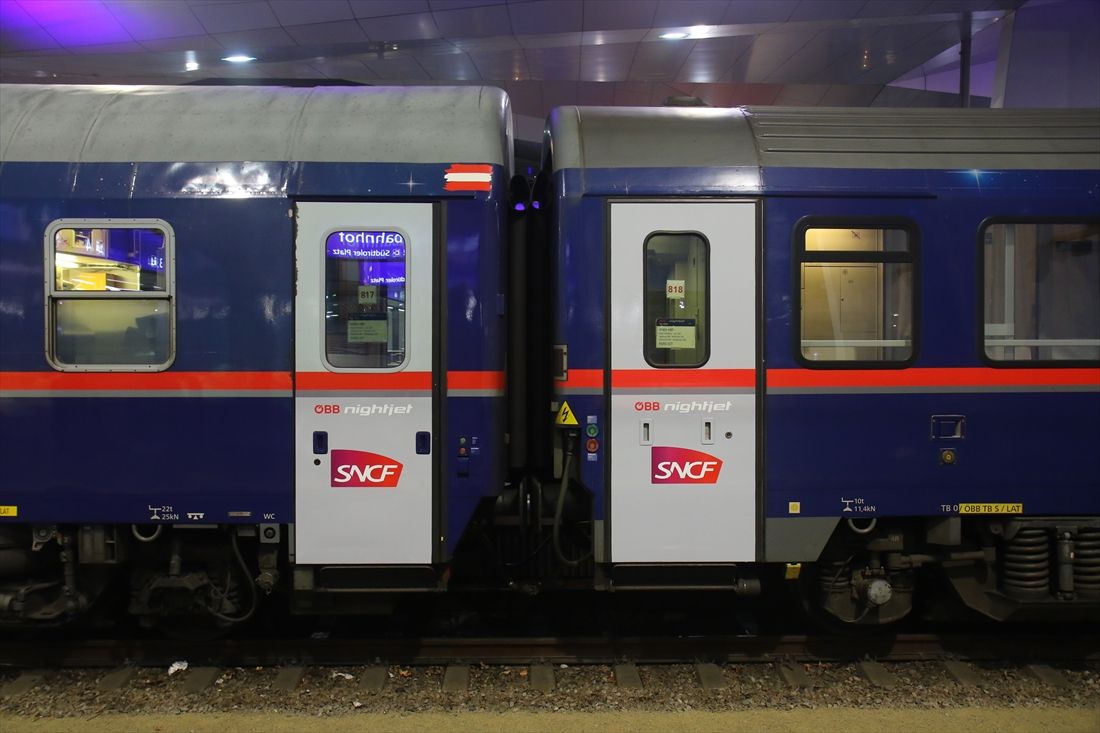 車体にはフランス国鉄を示すSNCFのロゴが入った（筆者撮影）