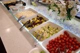 ビュッフェの野菜（写真：筆者撮影）