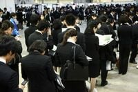 就活､激変! 成績を問う企業が続出する理由 12月から始まる就活では、成績が重要になる
