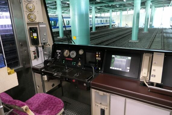 南海5000系 前面アップ 非貫通デザイン