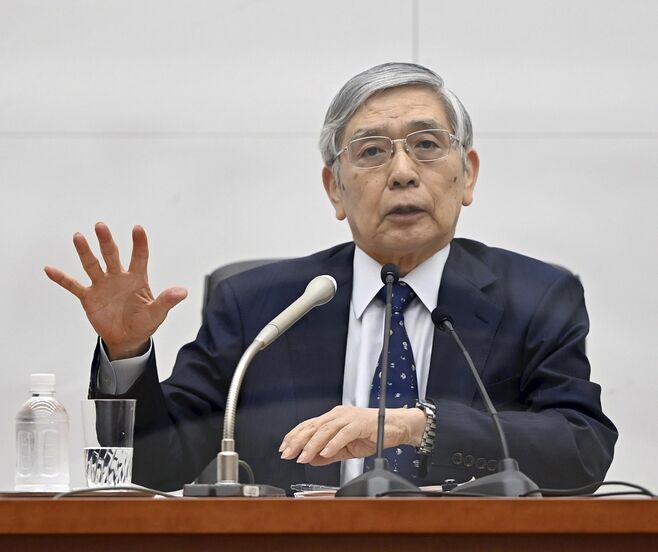 衆院で黒田日銀総裁｢辞めるつもりはない｣と反論