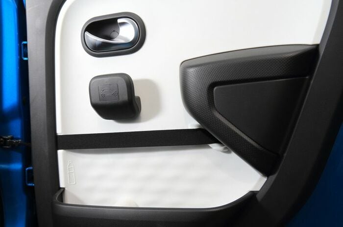ルノー トゥインゴ ゼン MT｜Renault TWINGO ZEN MT